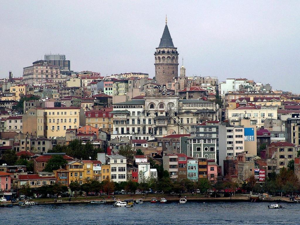 Retrol Hotel Istanbul Exterior photo